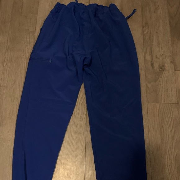 Only worn once. - Picture 2 of 2